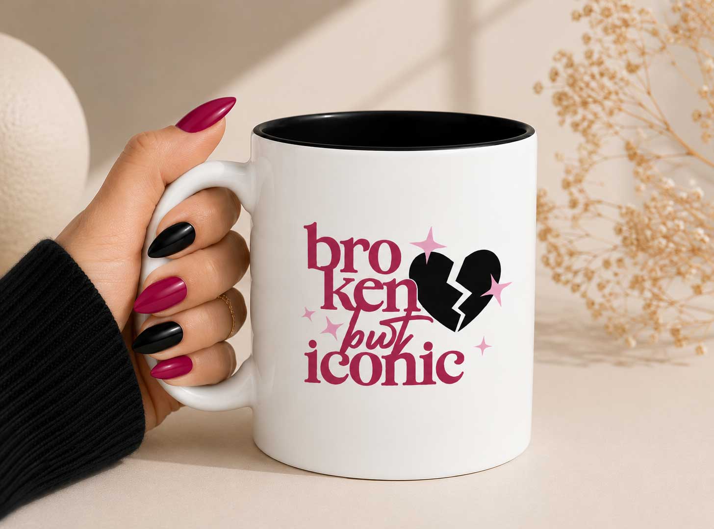 Taza - Broken but Iconic
