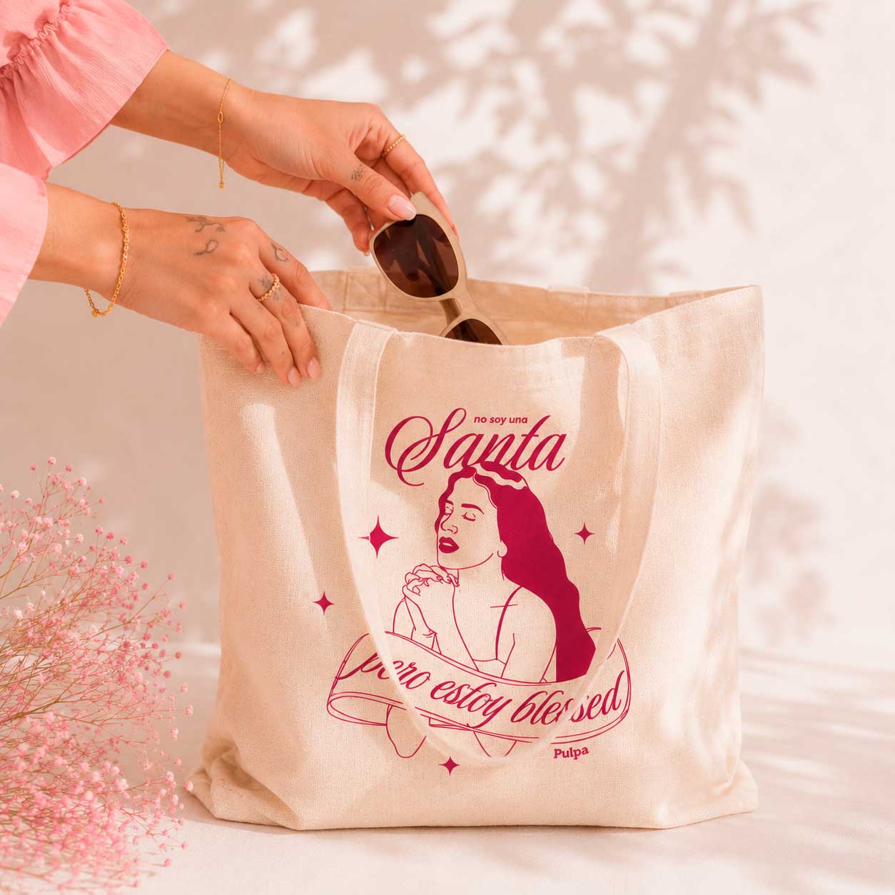 Tote "no soy una Santa..."