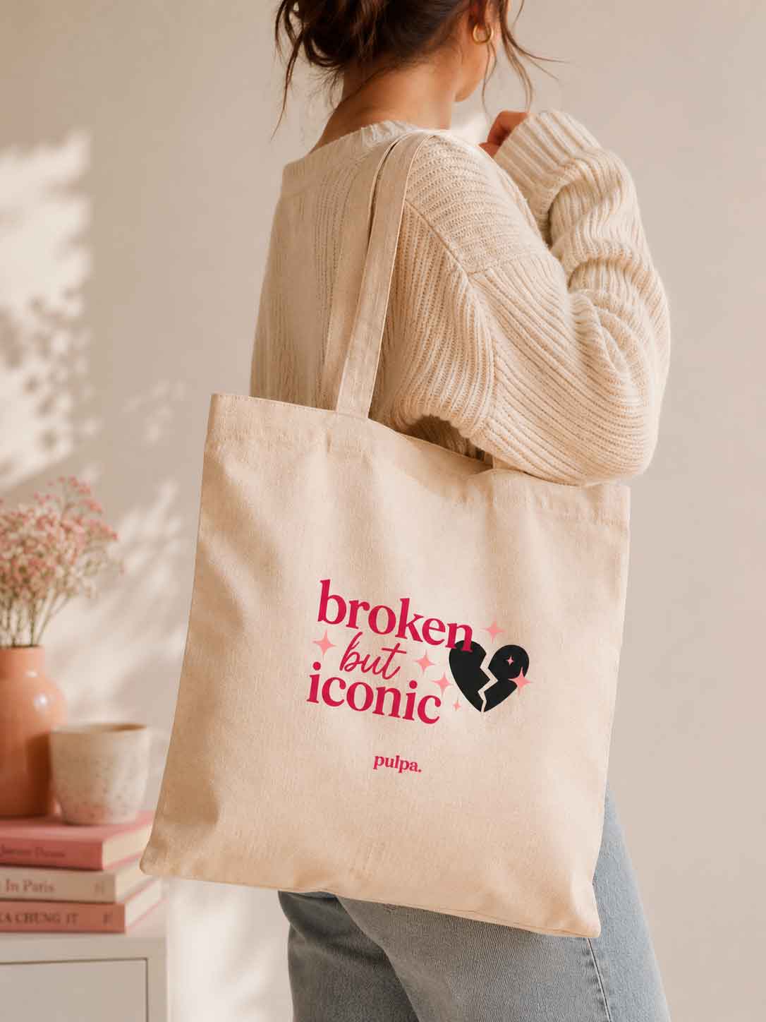 Tote "Broken but Iconic"