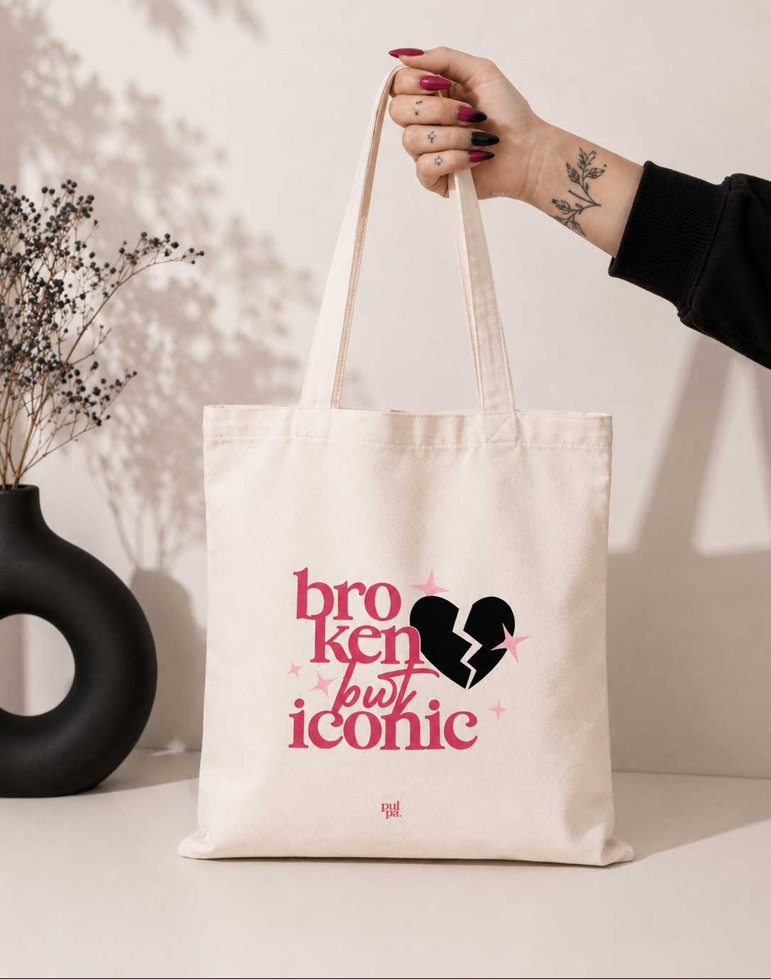 Tote "Broken but Iconic" - Pulpa